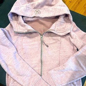 Lulu zip up hoodie like new size 8